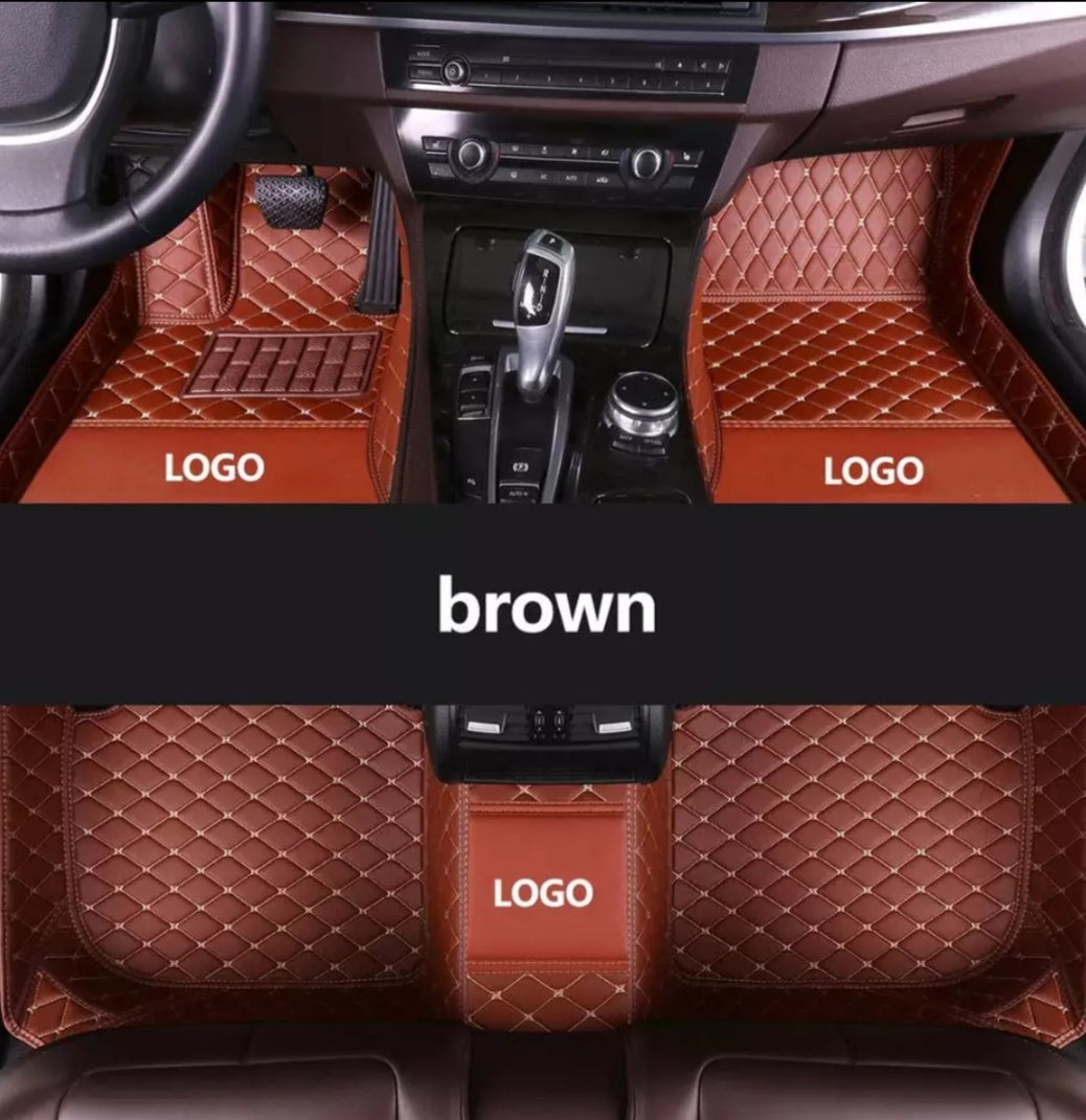 Car foot mat based on measure with a knitted logo/name