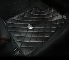 Load the picture into the gallery viewer, Anti -slip foot mats crown / diamond look
